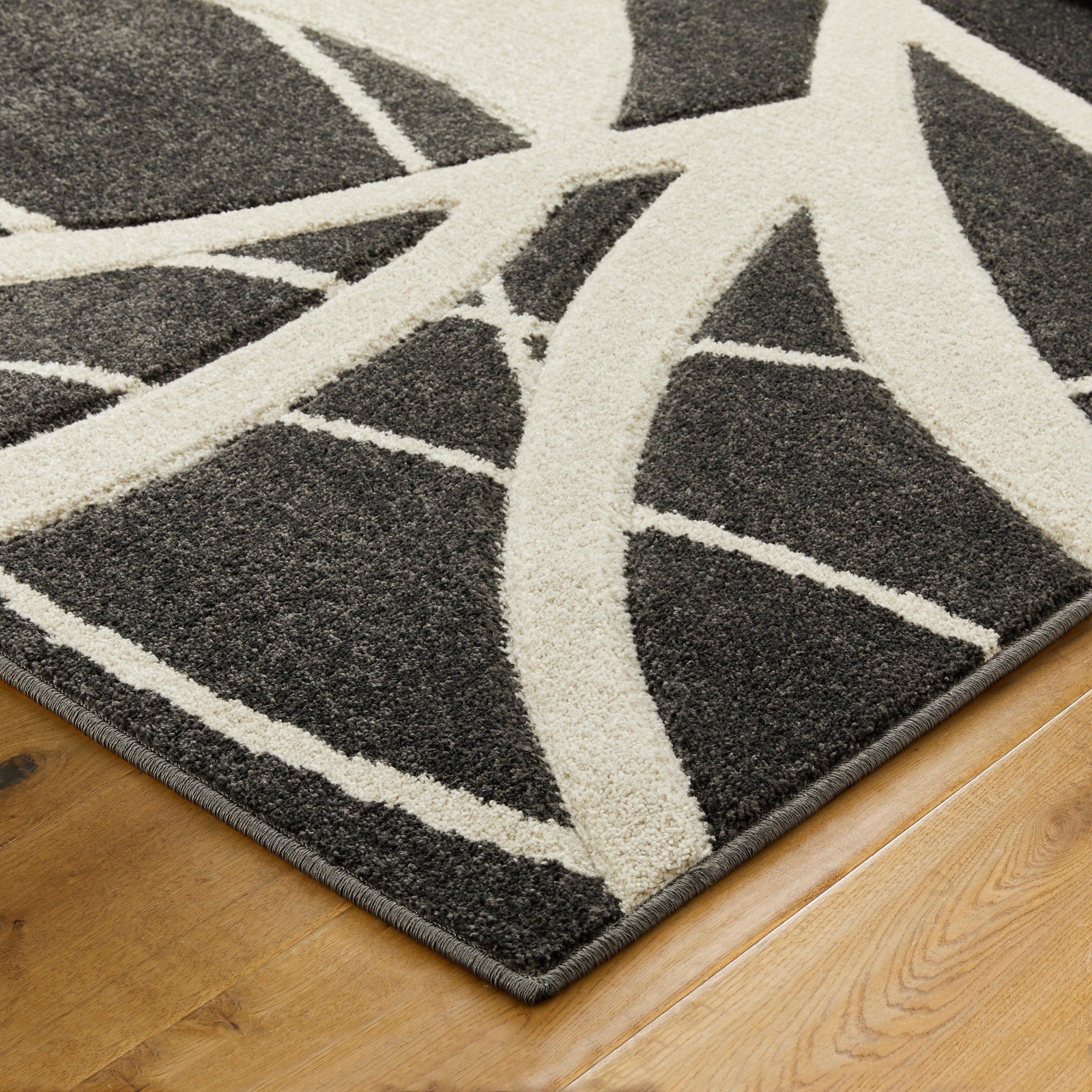 Oriental Weavers Portland Modern Rug 57 E Charcoal Cream