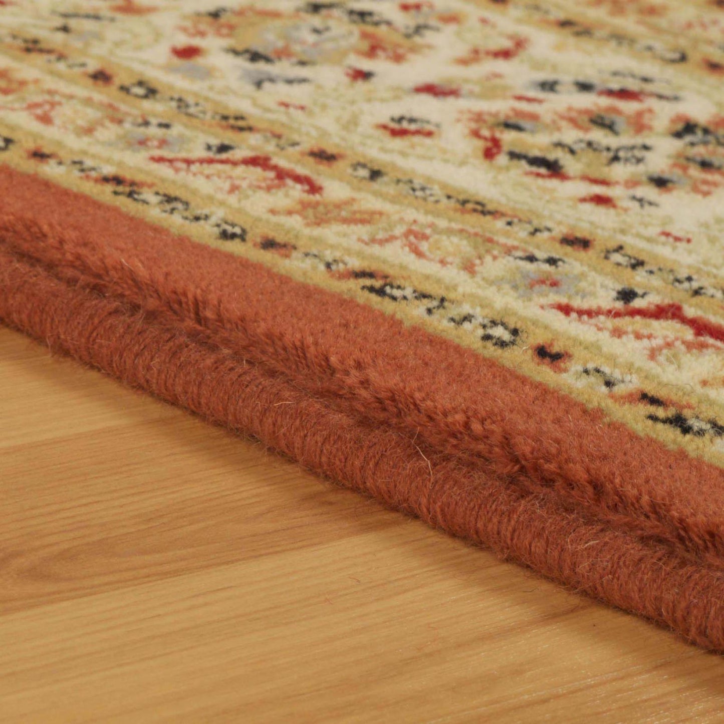 Oriental Weavers Royal Classic Traditional Rug 34 P Beige Red