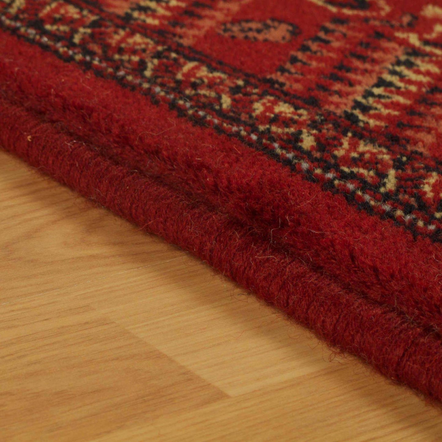 Oriental Weavers Royal Classic Traditional Rug 635 R Red