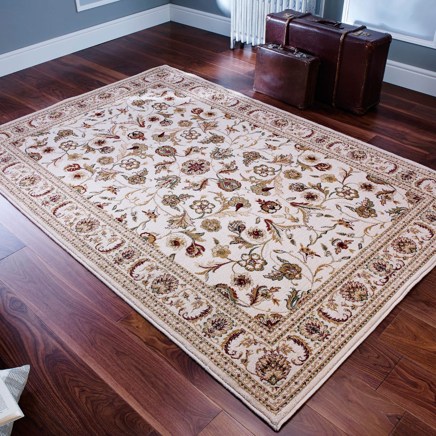 Oriental Weavers Royal Classic Traditional Rug 636 W Cream