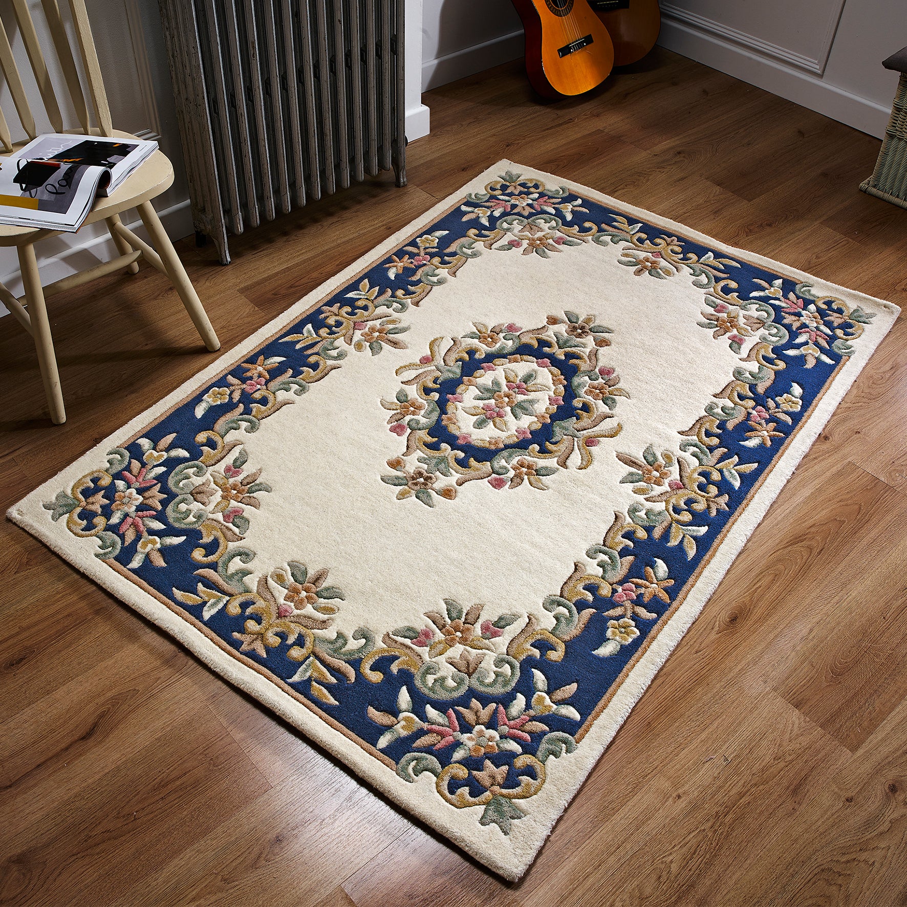 Oriental Weavers Royal Traditional Rug Cream Blue